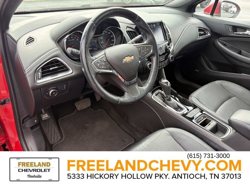 Used 2017 Chevrolet Cruze Premier FWD image 28