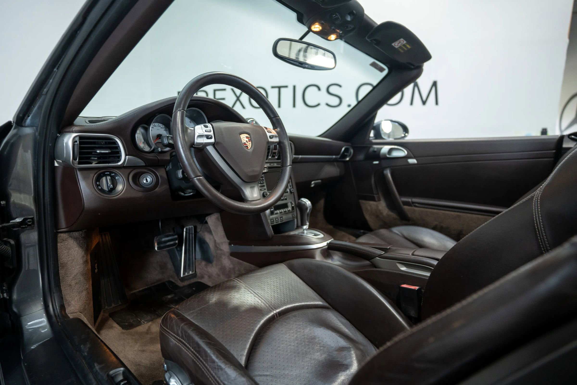 Used 2008 Porsche 911 Turbo image 2