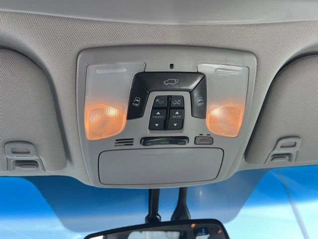 Used 2015 Toyota Sienna Limited Premium image 23