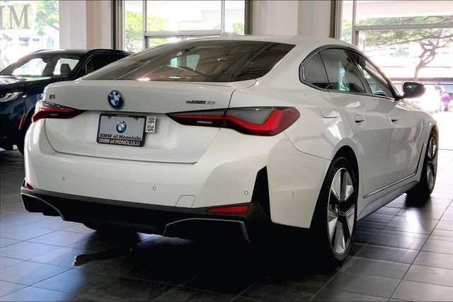 Certified 2023 BMW i4 eDrive35 w/ Premium Package image 6