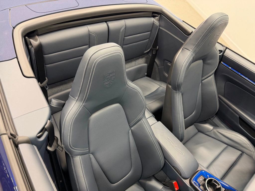 Used 2025 Porsche 911 GTS image 17