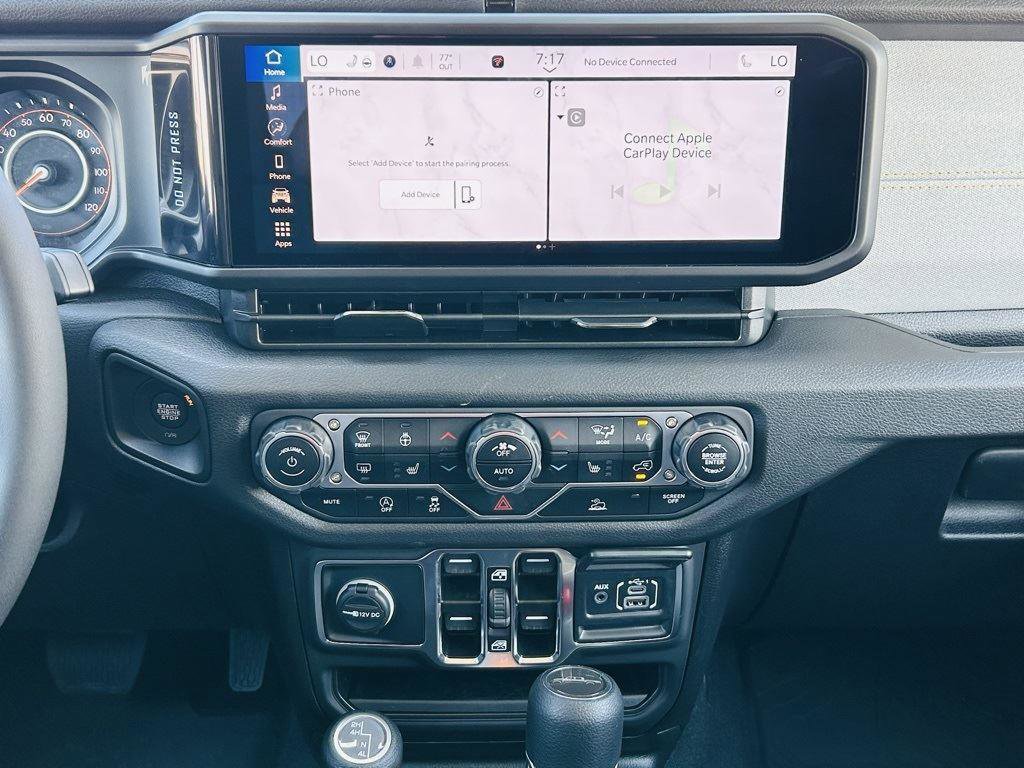 New 2025 Jeep Gladiator Sport image 18