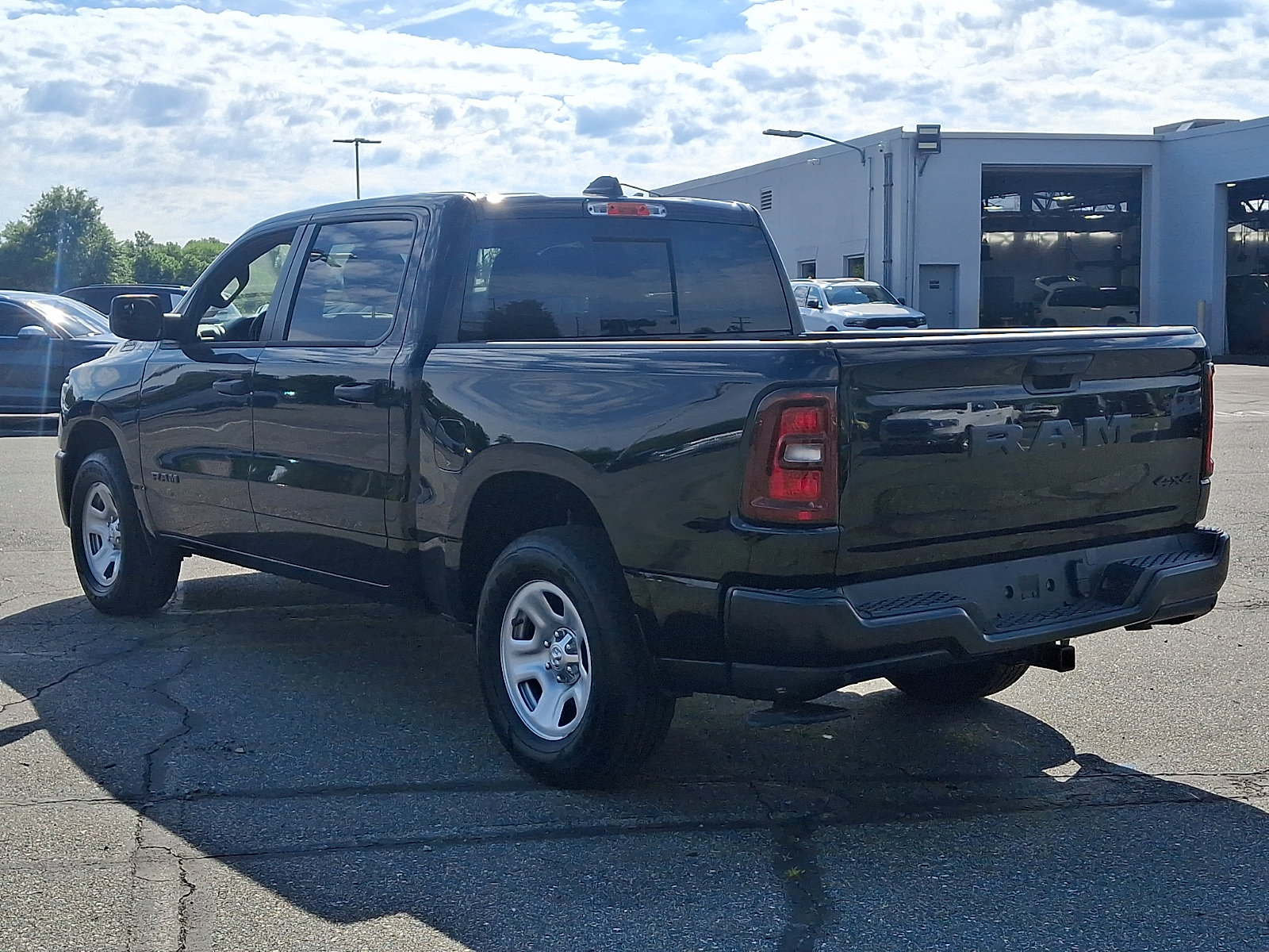 Used 2025 RAM 1500 Tradesman AWD/4WD image 4