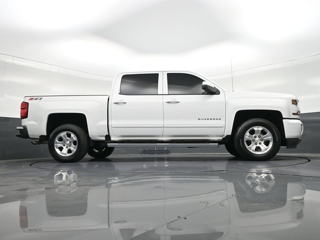 Used 2018 Chevrolet Silverado 1500 LT w/ All Star Edition image 28