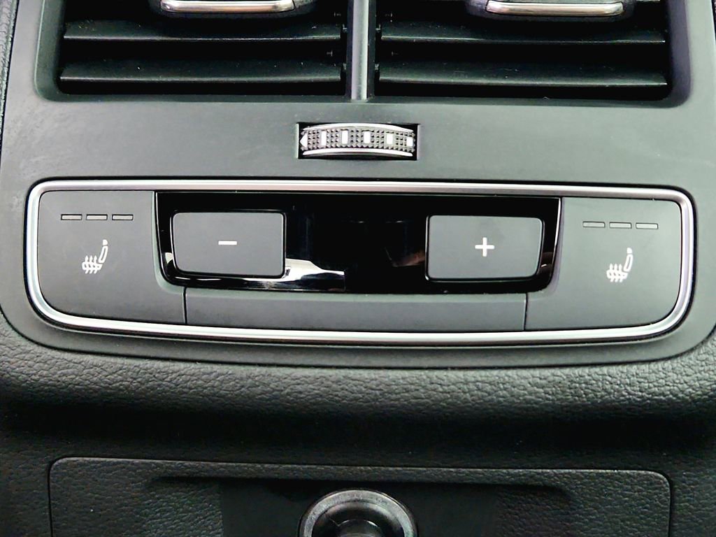 Used 2018 Audi A4 2.0T Premium Plus w/ Premium Plus Package image 25