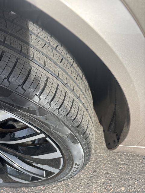 New 2026 Volvo XC90 T8 Plus w/ Protection Package Premier AWD/4WD image 10