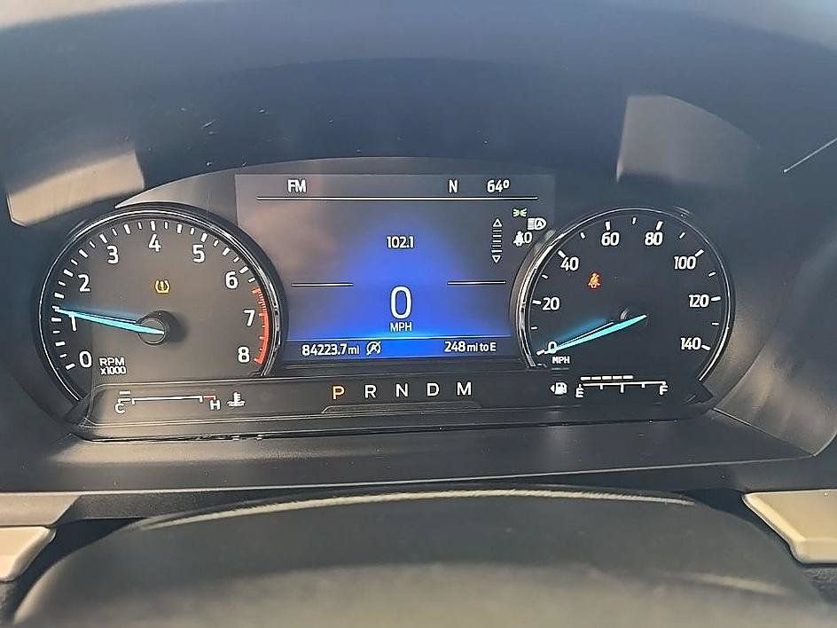 Used 2020 Ford Explorer XLT w/ Equipment Group 202A AWD/4WD image 16