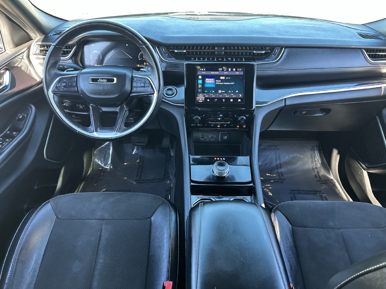 Used 2022 Jeep Grand Cherokee L Laredo RWD image 16