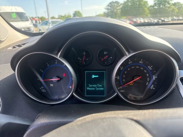 Used 2016 Chevrolet Cruze LT w/ Technology Package FWD image 24