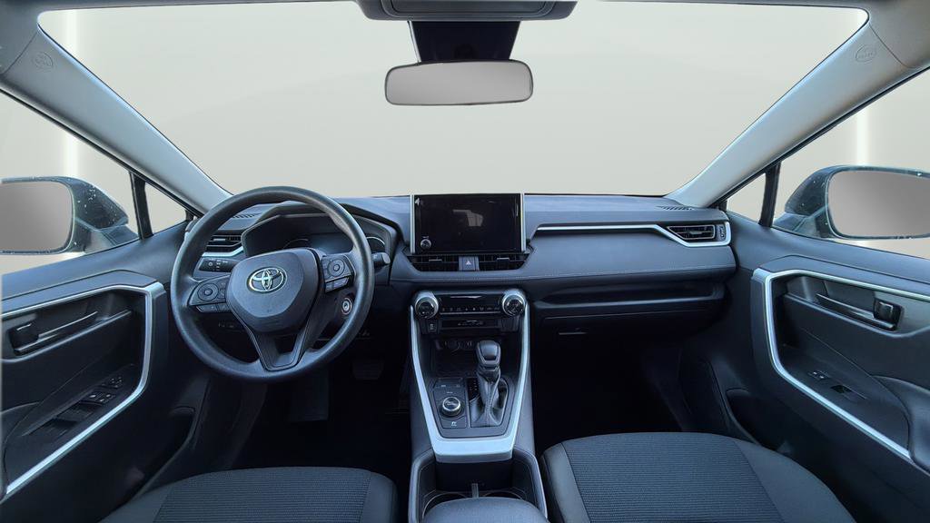 Used 2024 Toyota RAV4 LE image 22