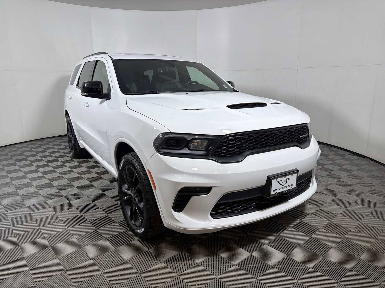 Used 2021 Dodge Durango GT image 2