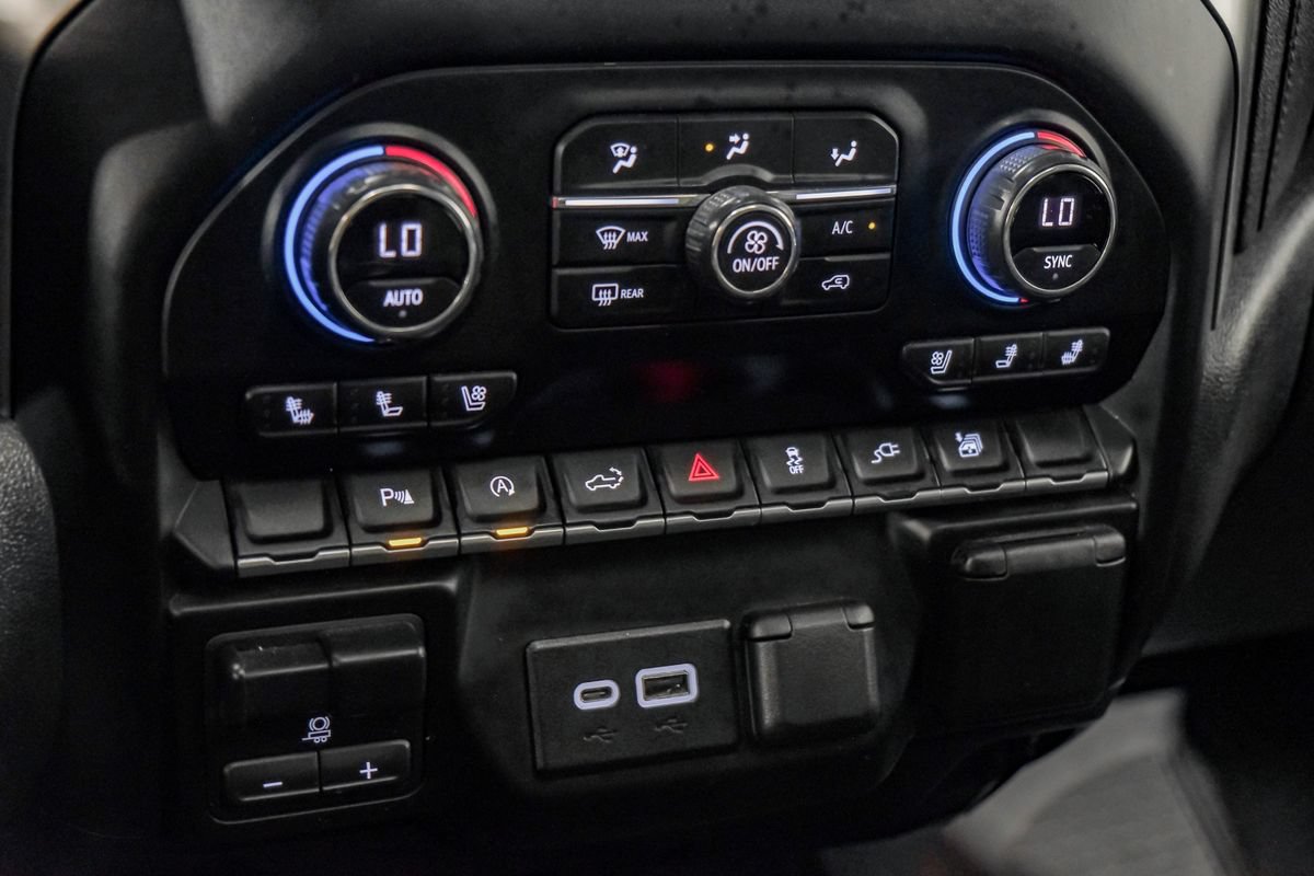 Used 2021 Chevrolet Silverado 1500 LTZ RWD image 27