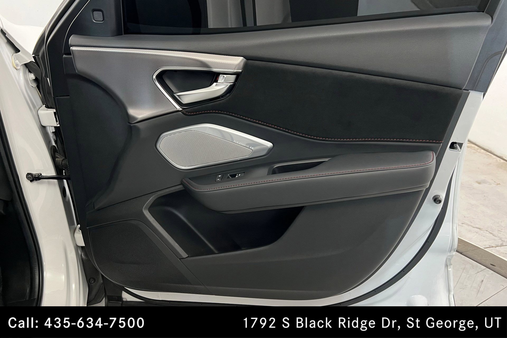 Used 2025 Acura RDX A-Spec image 23