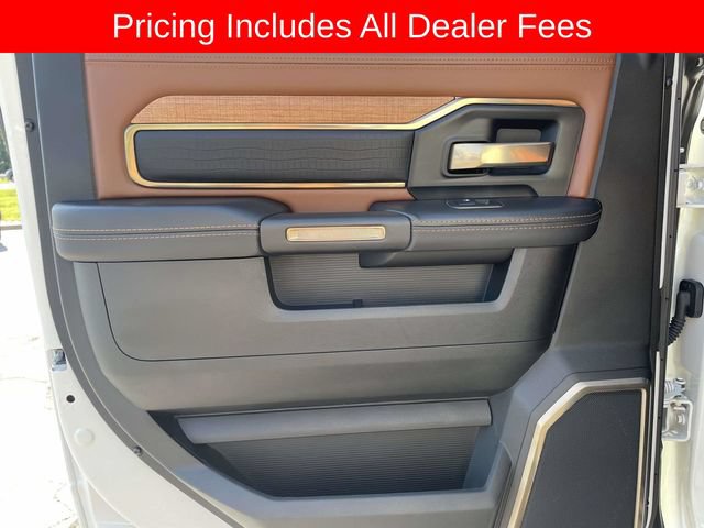 Used 2024 RAM 3500 Limited AWD/4WD image 19