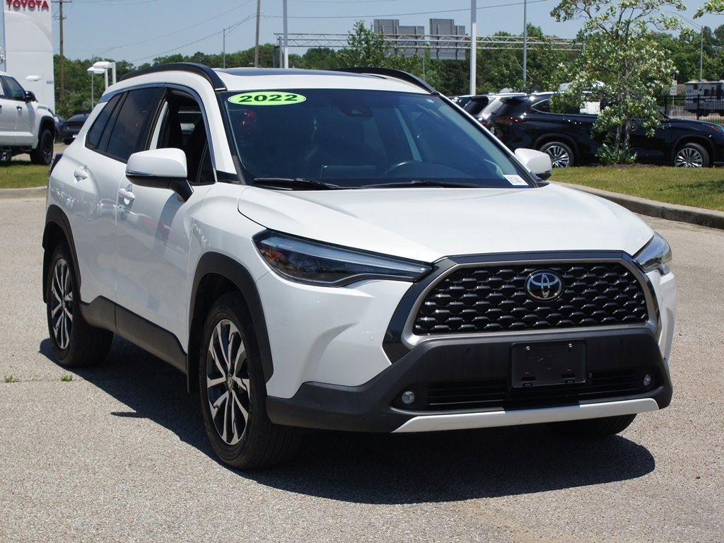 Used 2022 Toyota Corolla Cross XLE w/ Convenience Package AWD/4WD image 24