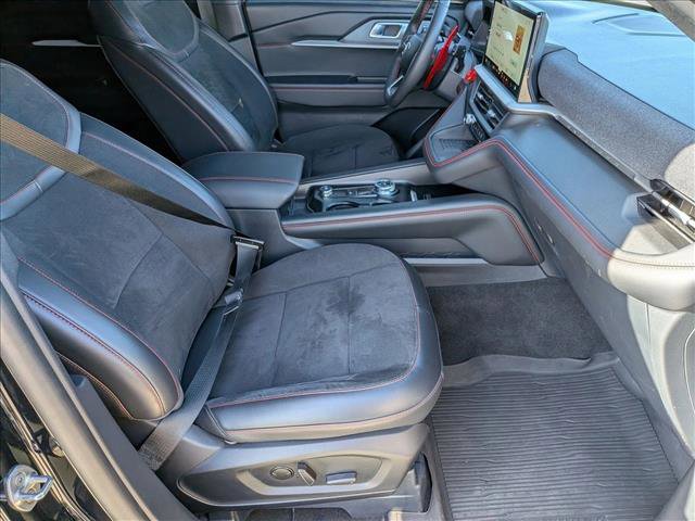 Used 2025 Ford Explorer ST AWD/4WD image 21