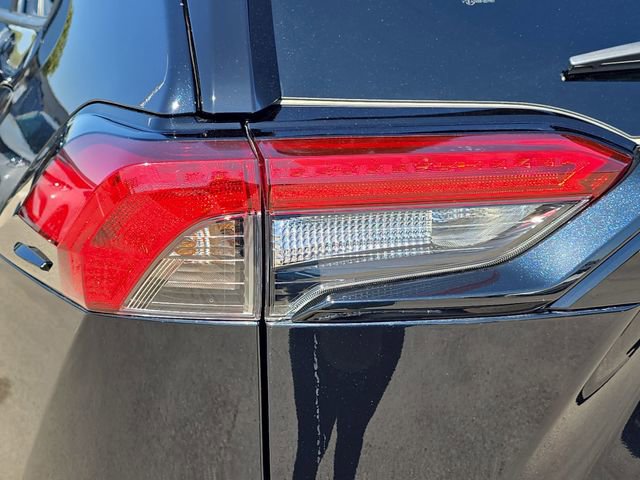Used 2025 Toyota RAV4 LE image 34