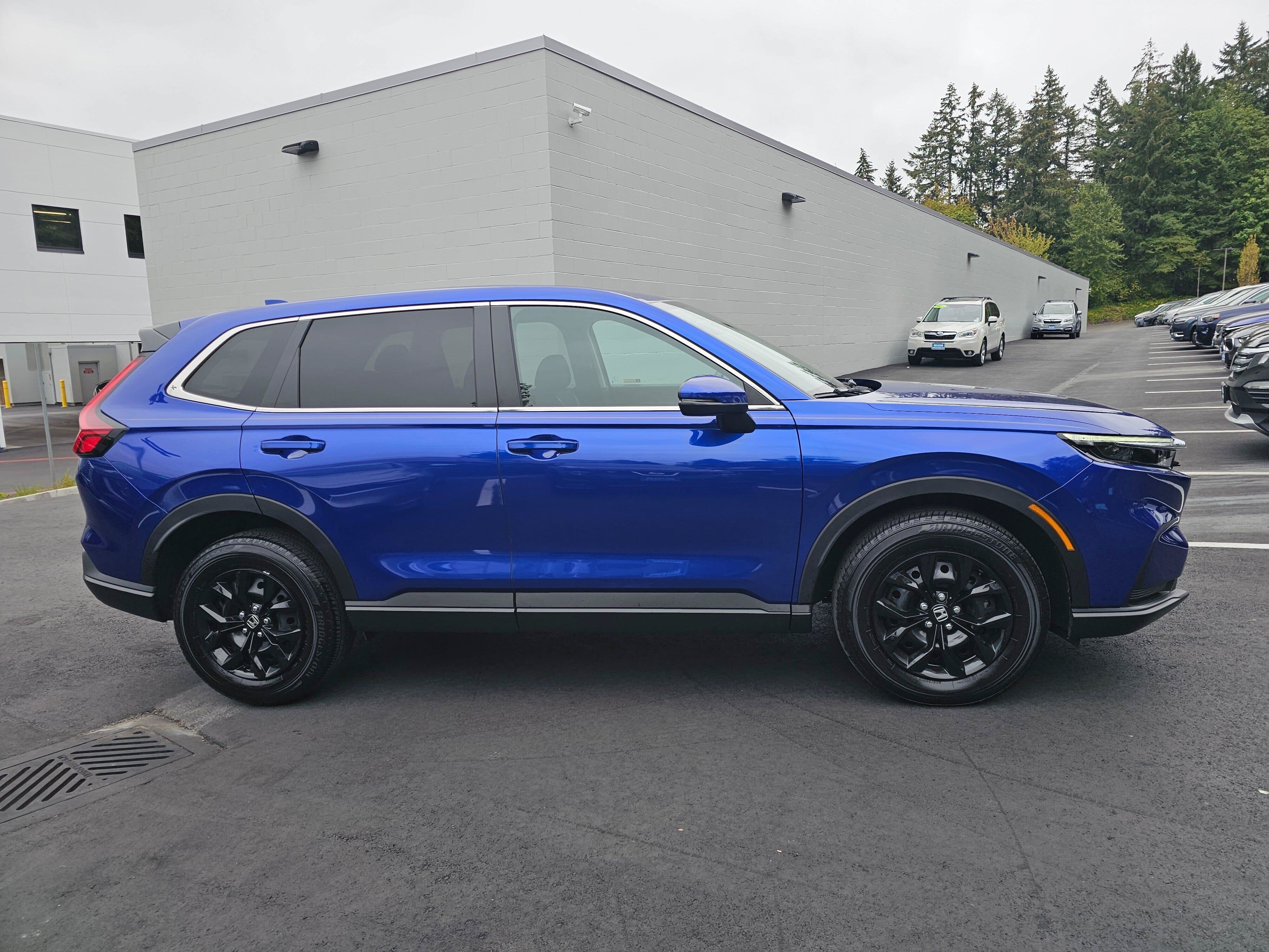 Certified 2025 Honda CR-V LX image 8