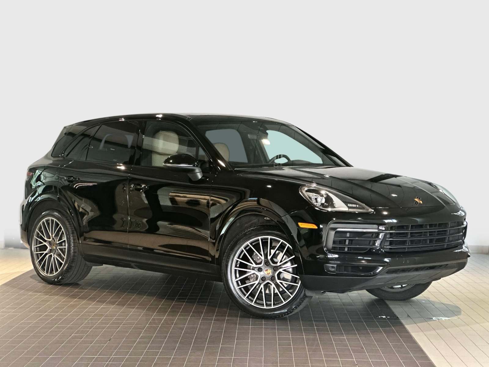 Certified 2020 Porsche Cayenne image 9