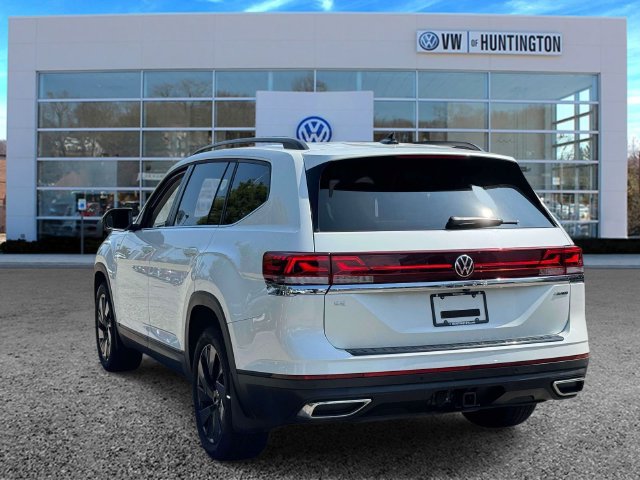 Certified 2026 Volkswagen Atlas SE w/ Panoramic Sunroof Package AWD/4WD image 5