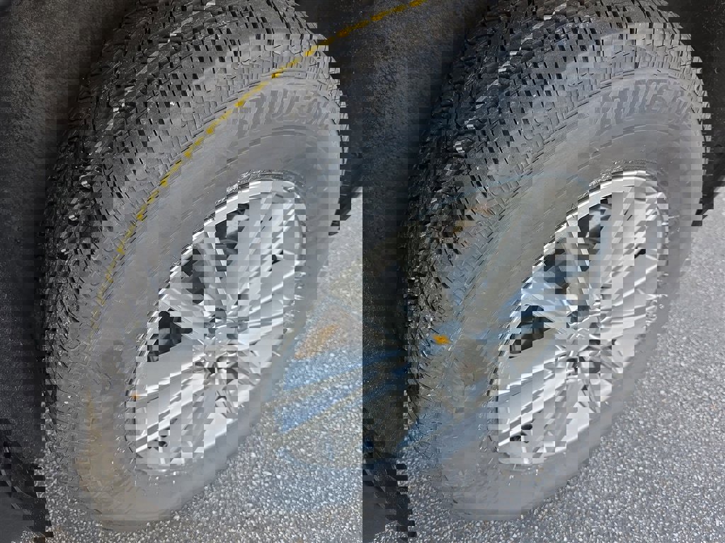 Certified 2023 Chevrolet Traverse LT w/ LPO, Floor Liner Package image 17