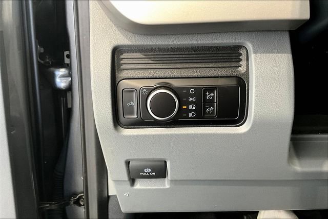 Used 2023 Ford F250 XL w/ Snow Plow Prep Package AWD/4WD image 16