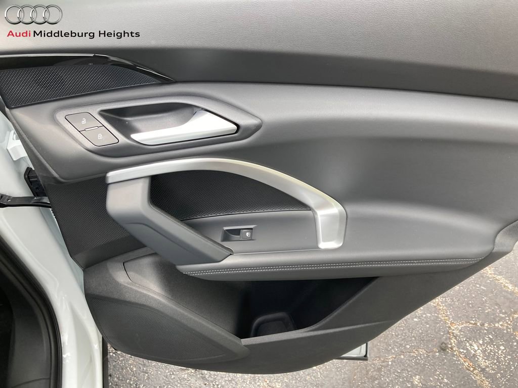 New 2025 Audi Q5 Premium Plus image 24