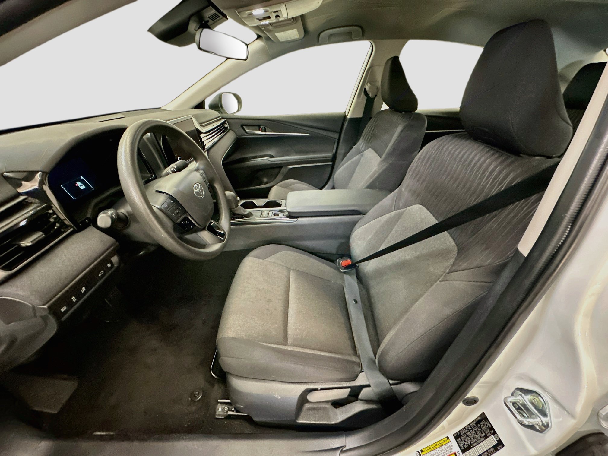 Used 2026 Toyota Camry SE FWD image 13