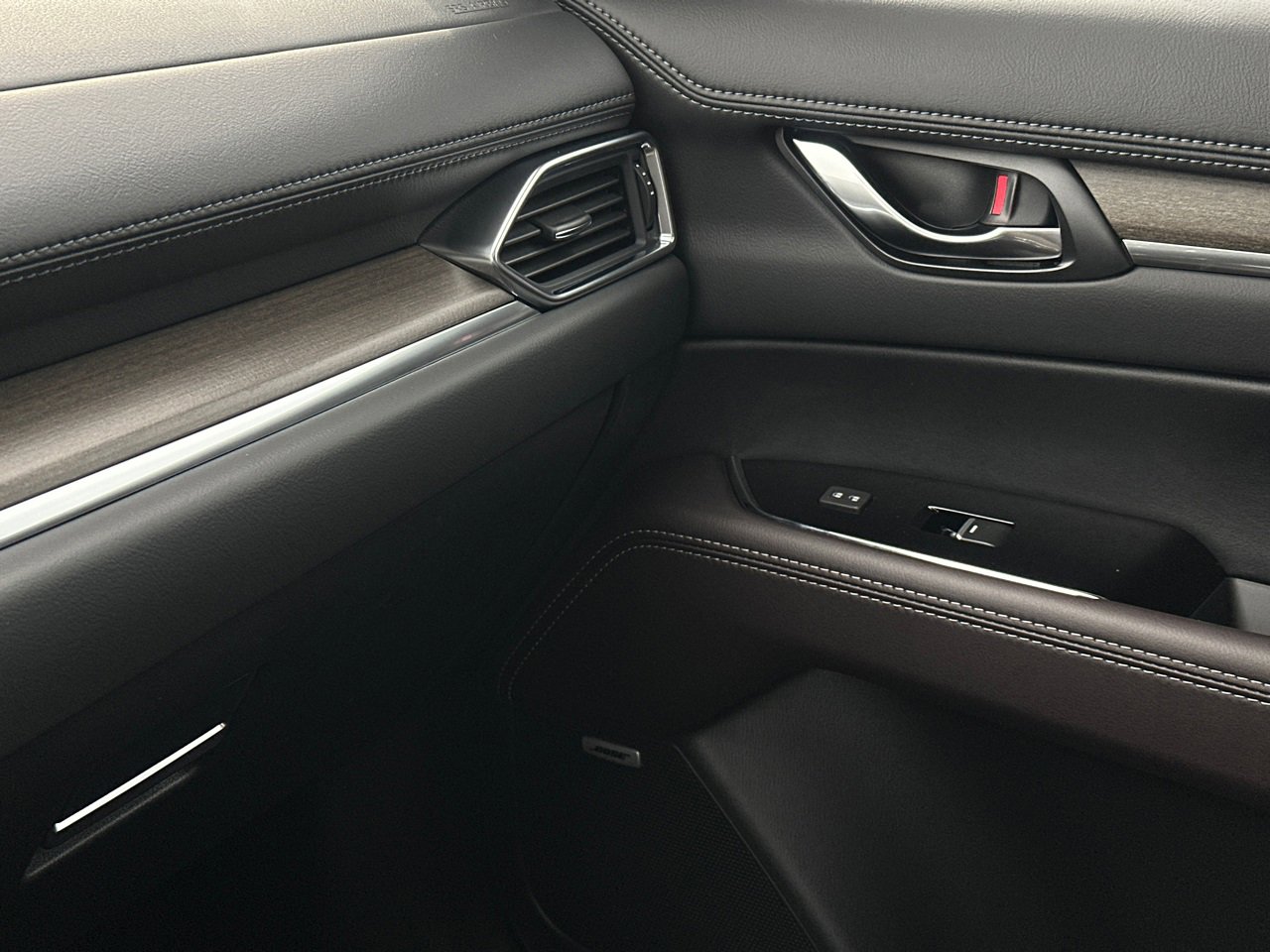 New 2025 MAZDA CX-5 Signature image 35