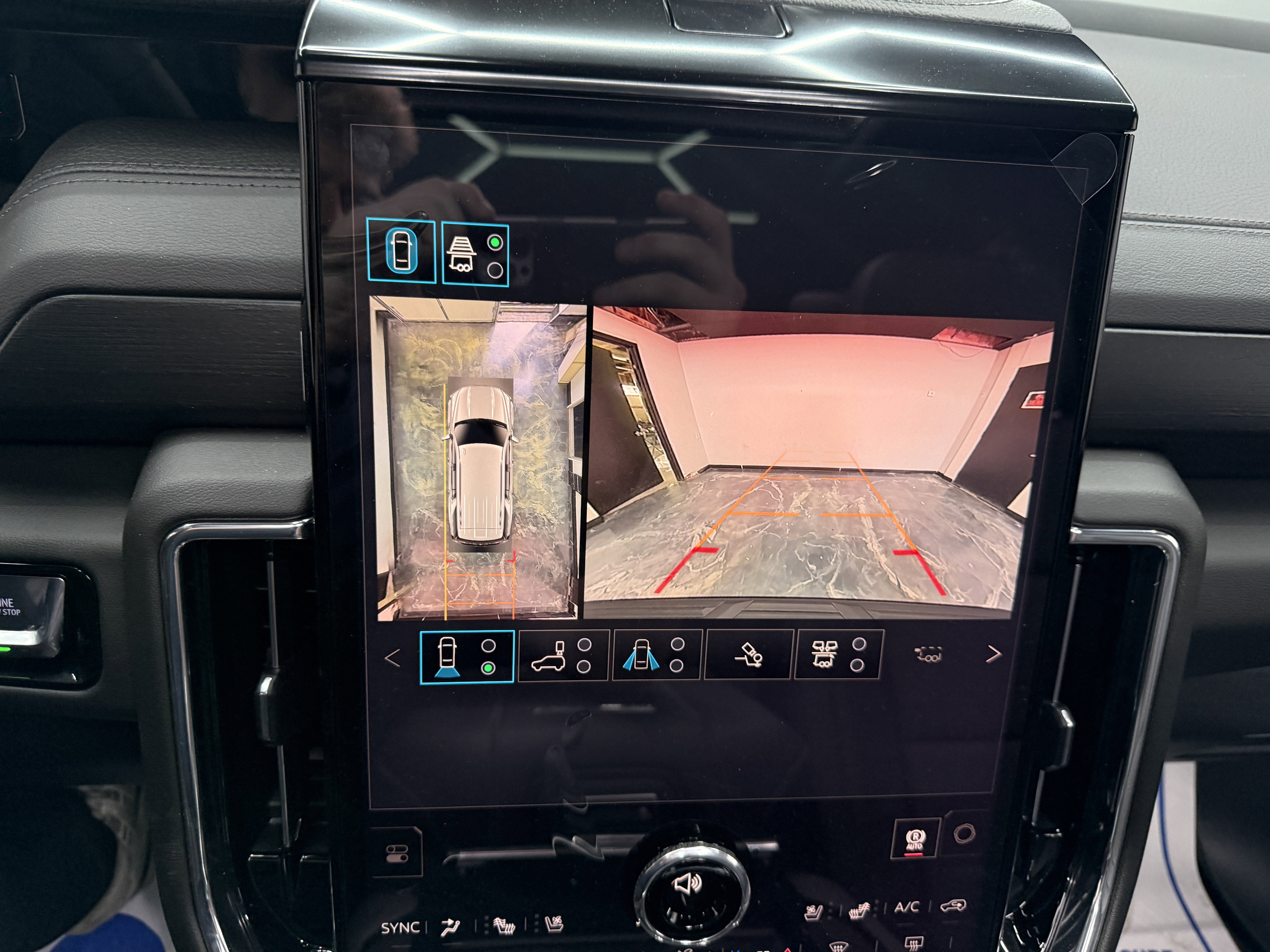 Used 2026 GMC Yukon Denali w/ Denali Reserve Package image 21