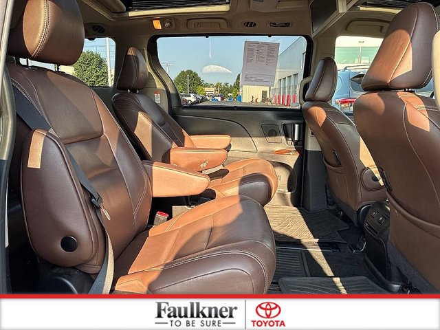Certified 2018 Toyota Sienna Limited Premium AWD/4WD image 28