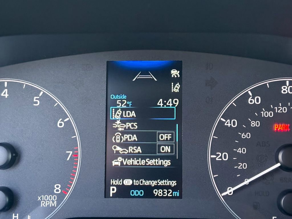 Used 2024 Toyota Corolla LE image 29