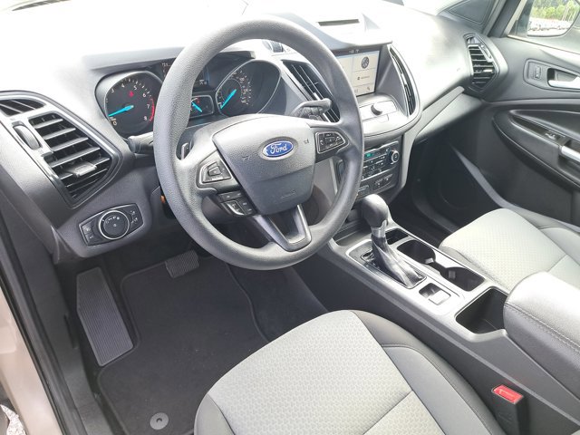Certified 2017 Ford Escape SE w/ Equipment Group 201A image 16