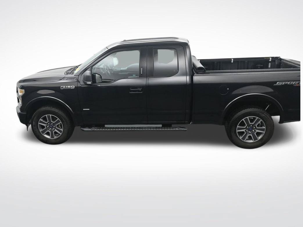 Used 2017 Ford F150 XLT w/ Equipment Group 302A Luxury AWD/4WD image 23