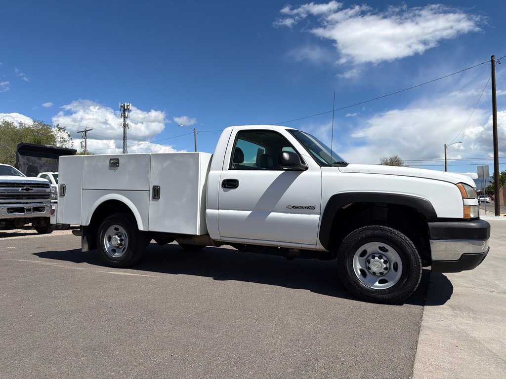 Used 2007 Chevrolet Silverado 2500 W/T RWD image 3