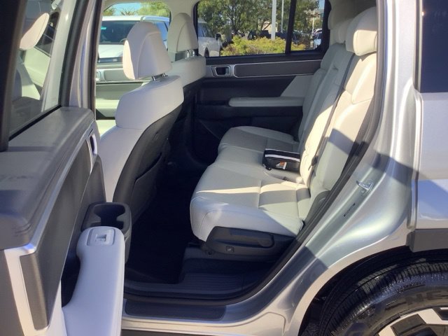 New 2026 Hyundai Santa Fe SEL FWD image 11