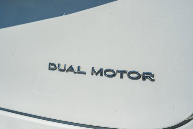 Used 2022 Tesla Model 3 Long Range AWD/4WD image 9