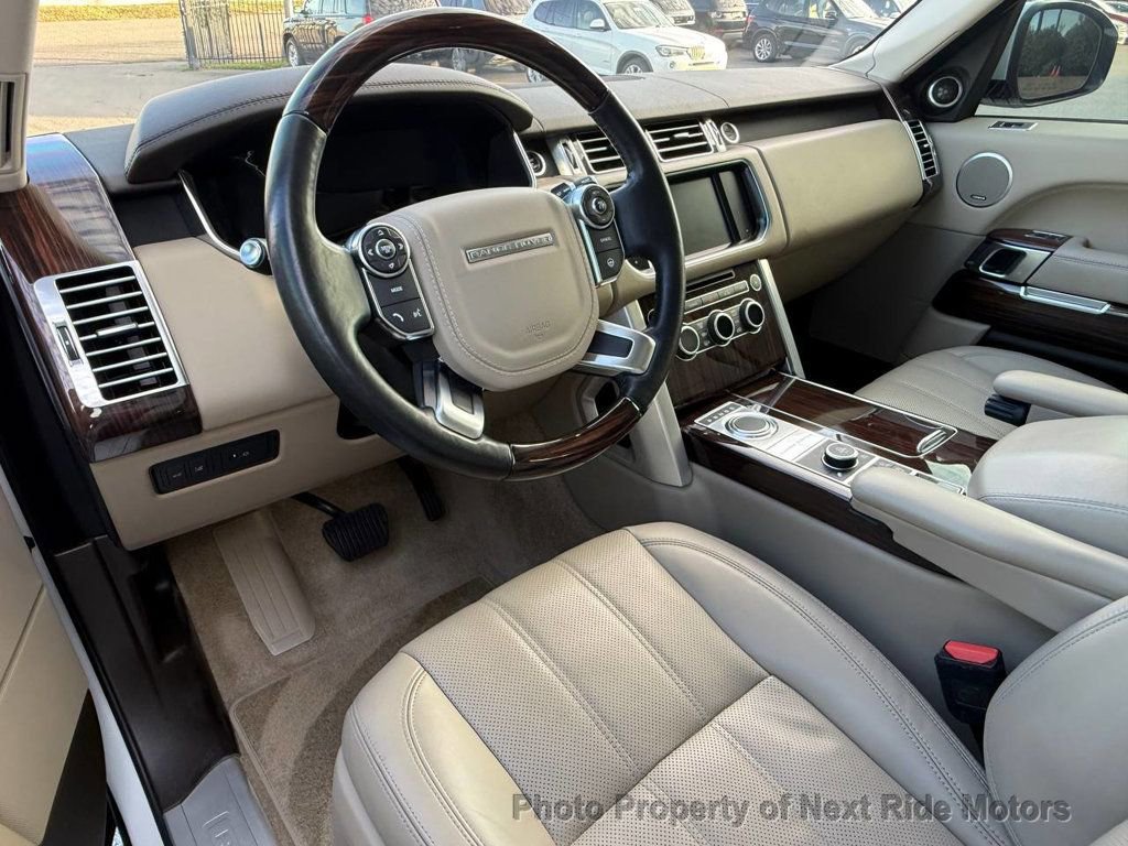 Used 2016 Land Rover Range Rover HSE image 13