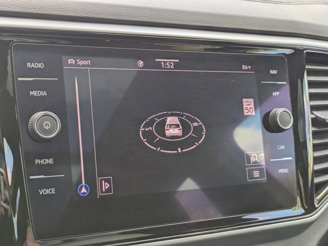 Used 2022 Volkswagen Atlas Cross Sport SEL R-Line image 24