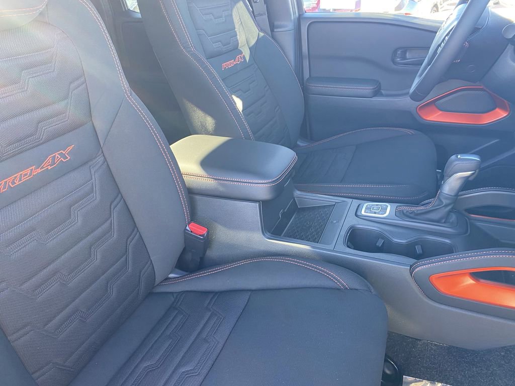 New 2026 Nissan Frontier PRO-4X w/ Pro-4x Convenience Package image 8