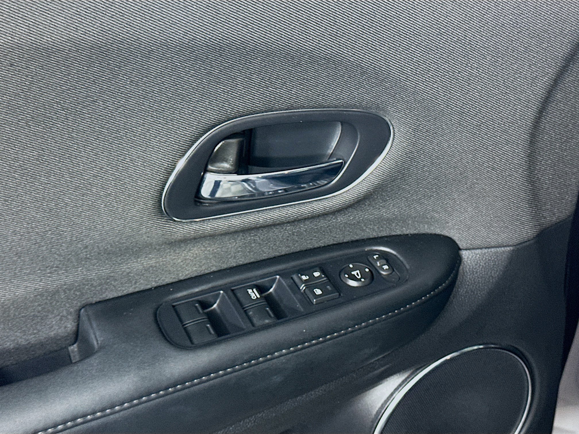 Used 2022 Honda HR-V EX image 15