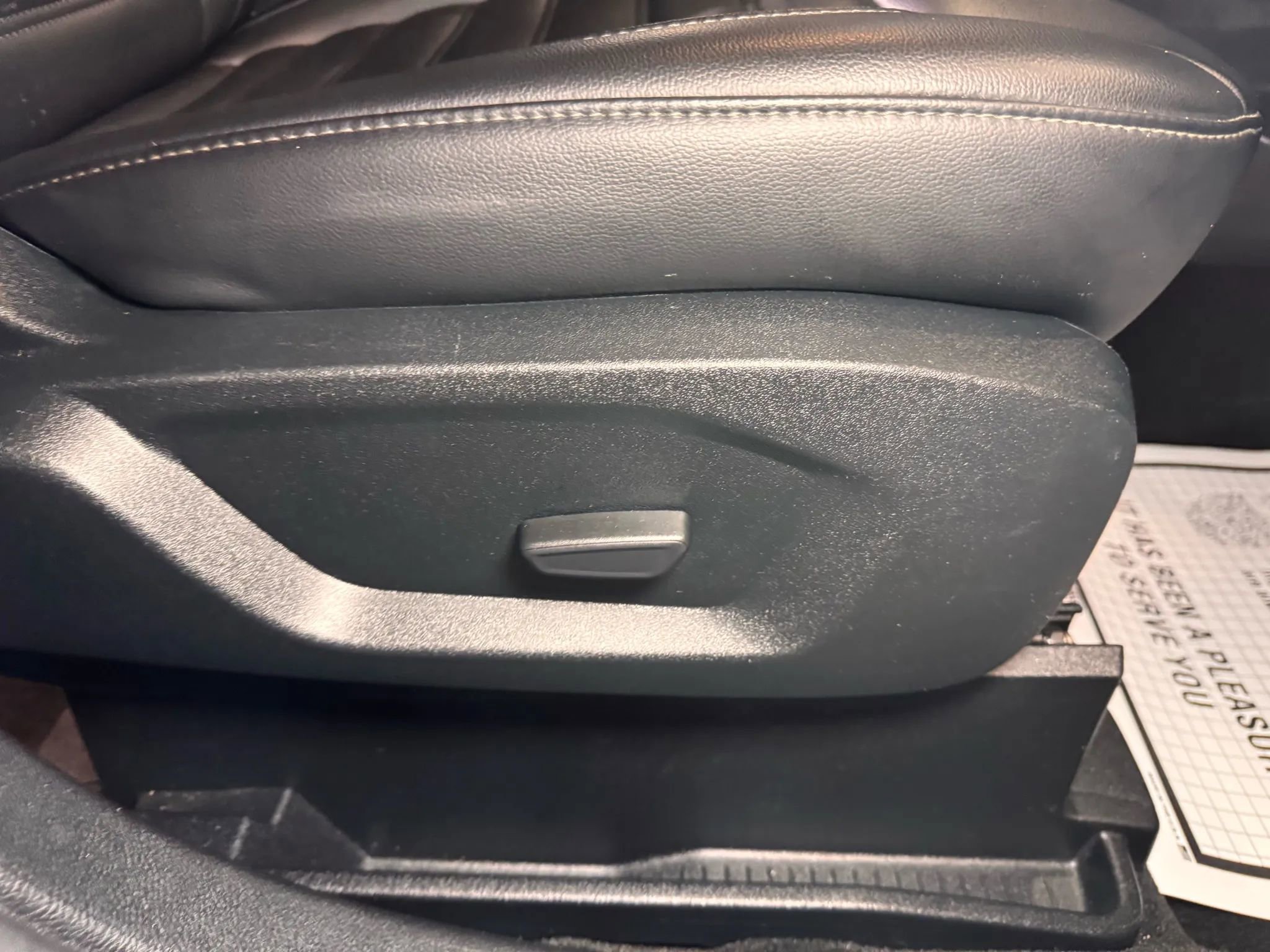 Used 2020 Ford Edge SEL w/ Cold Weather Package image 15