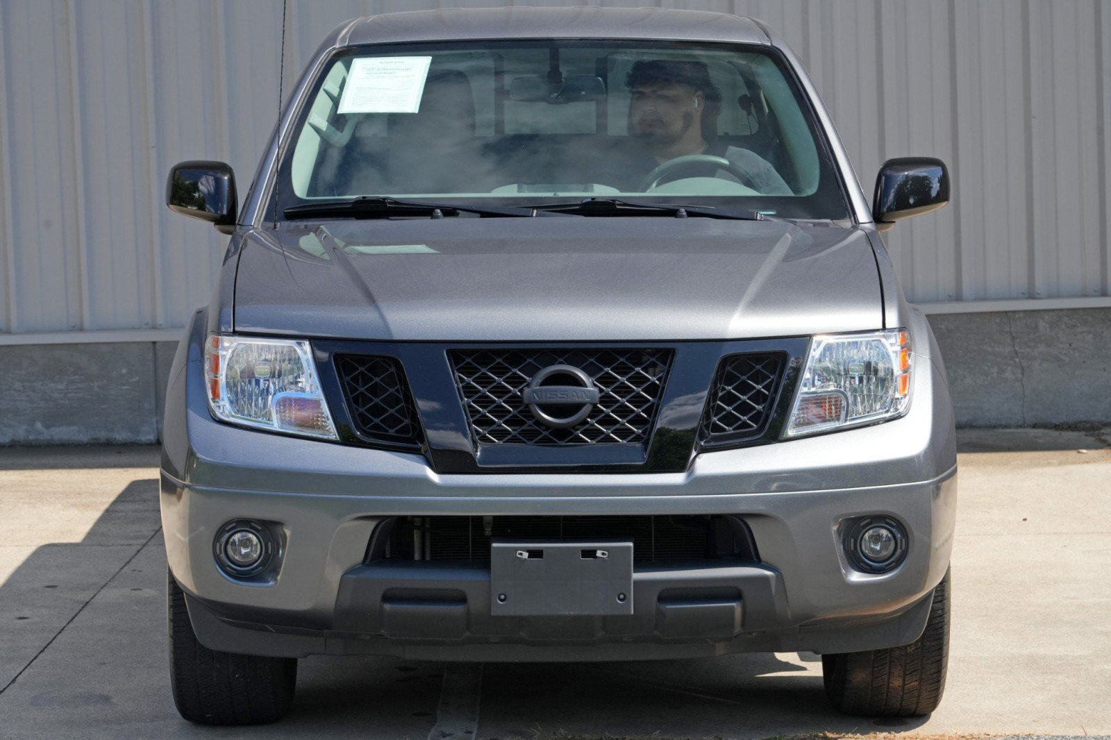 Used 2020 Nissan Frontier SV w/ Midnight Edition Floor Mats RWD image 40