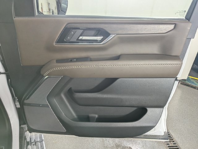 Used 2026 GMC Yukon XL Denali Ultimate AWD/4WD image 21