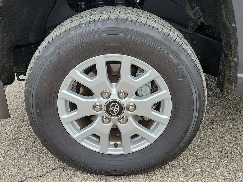 Used 2025 Toyota Tacoma SR5 image 14
