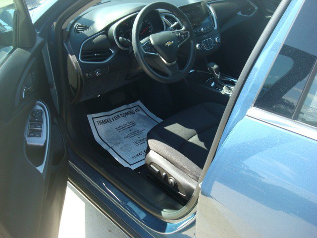 Used 2024 Chevrolet Malibu LT FWD image 12