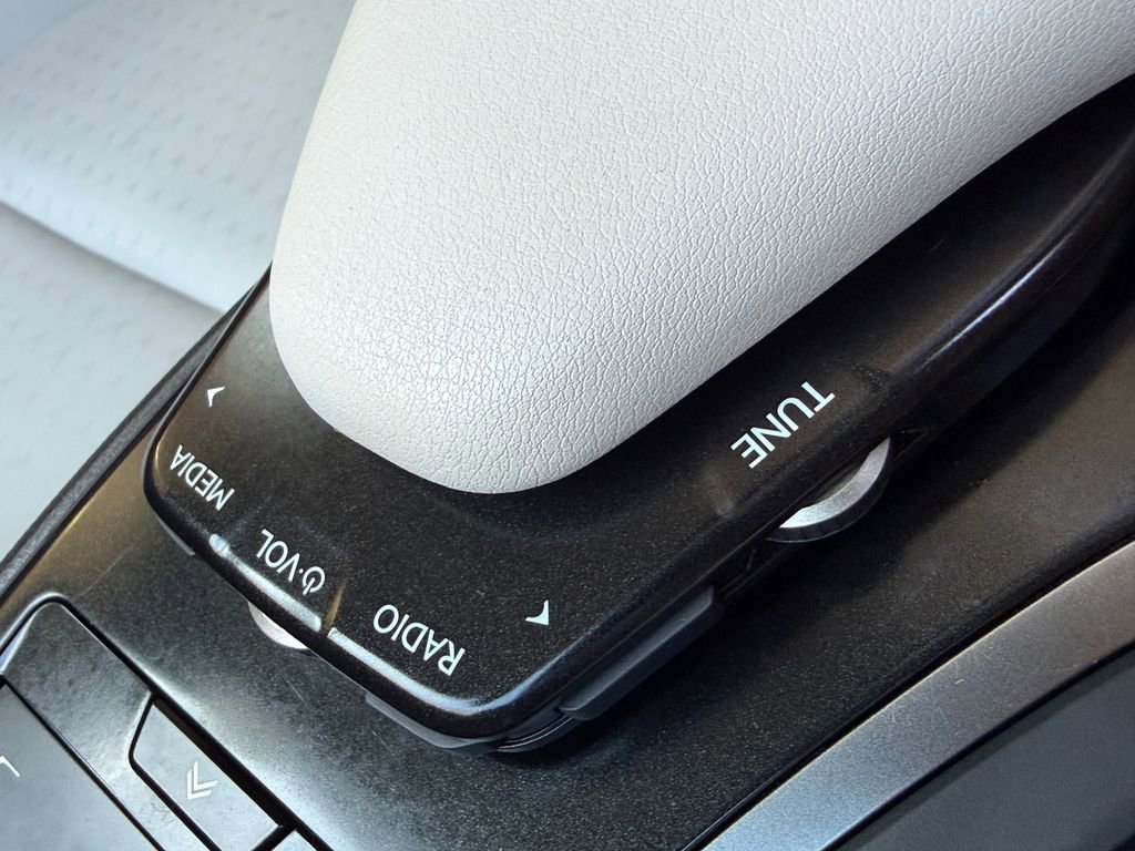 Used 2019 Lexus UX 200 w/ Accessory Package 2 FWD image 16