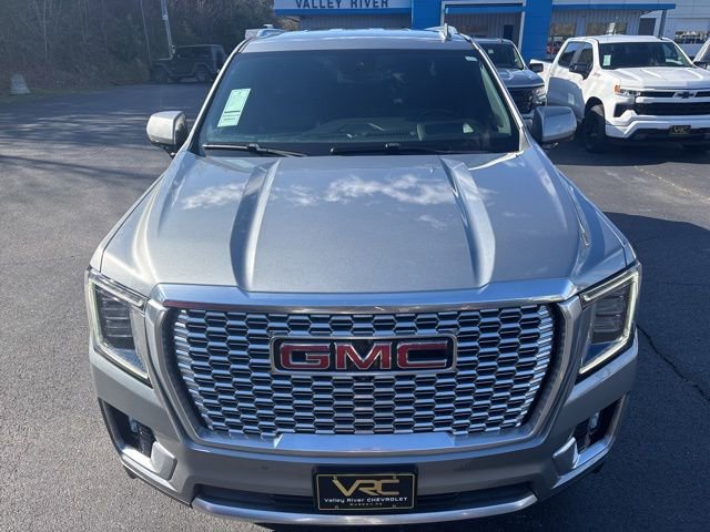 Used 2024 GMC Yukon XL Denali image 9