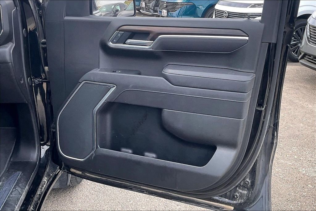 Used 2025 GMC Sierra 1500 SLT image 22