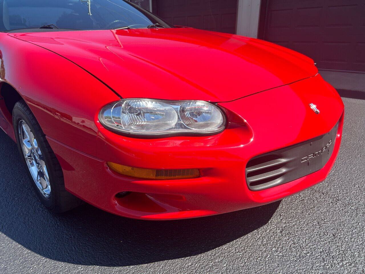 Used 2002 Chevrolet Camaro Z28 w/ Preferred Equipment Group 2 RWD image 19